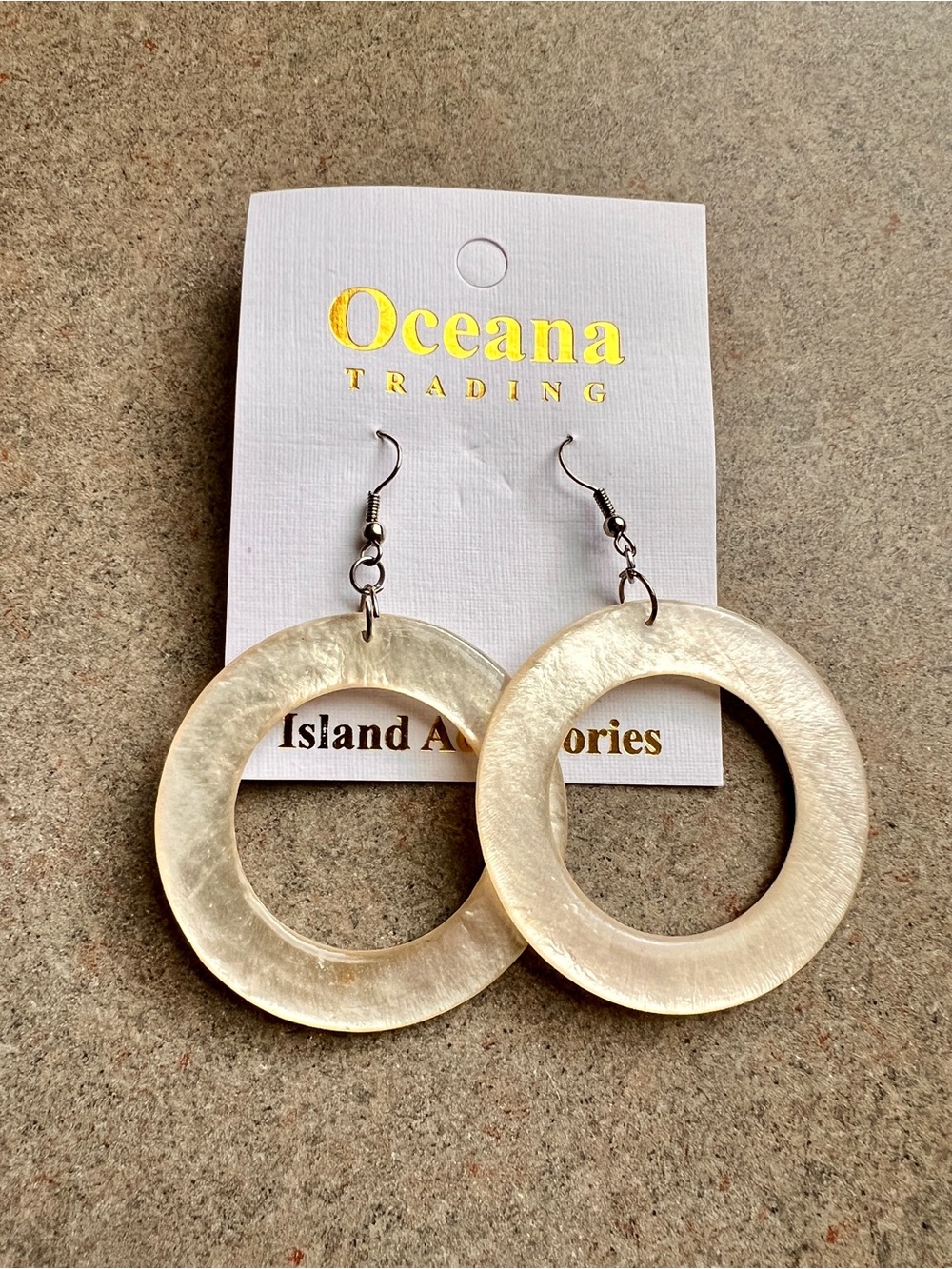 NWT Oceana Trading Mother of Pearl Cream Round Hoop Earrings